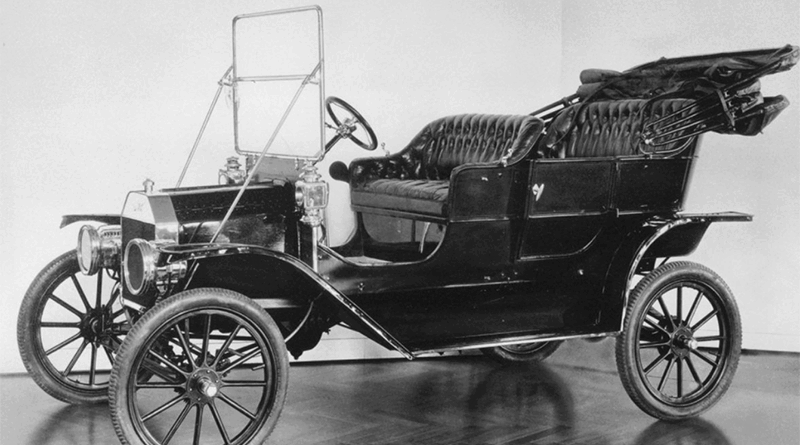 Berikut Adalah Sejarah Awal Terciptanya Mobil Jenis Van