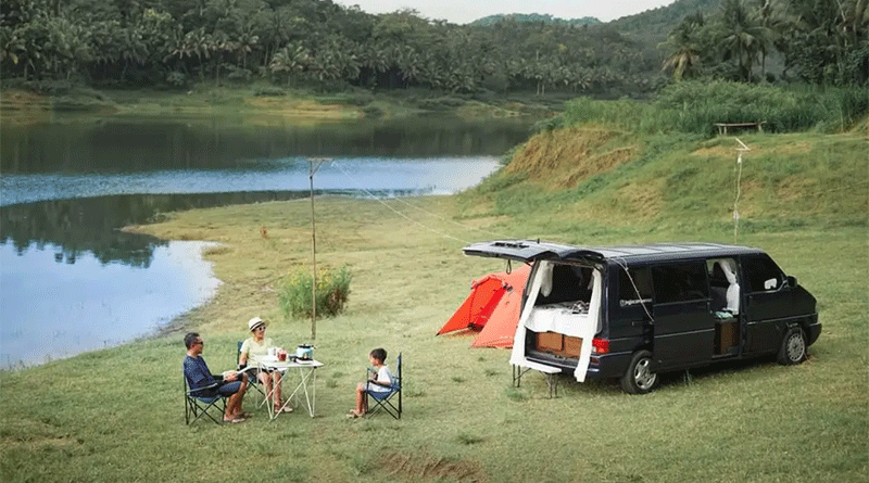 Destinasi Wisata Indonesia Bagi Pecinta Petualangan Campervan